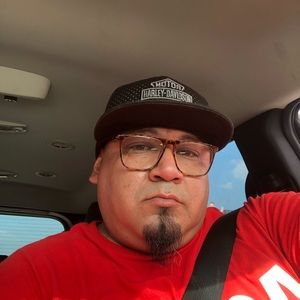 Meet your Posher, Victor